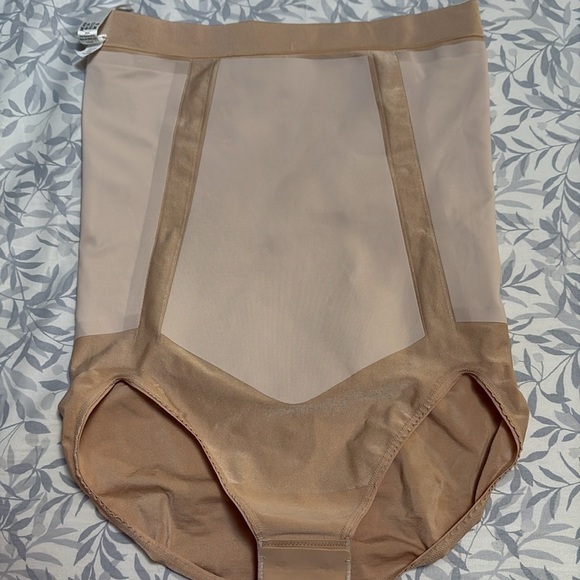 SPANX high waisted tummy and waist control shaper brief panty NWOT neutral Large - Picture 5 of 6